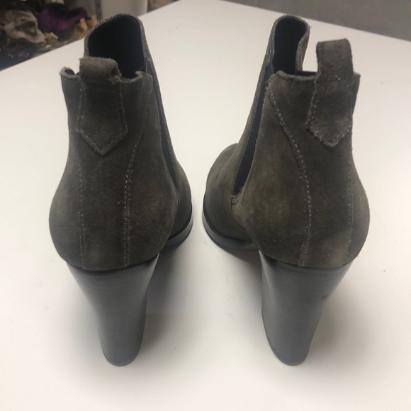 Marc Fisher MF Saint suede booties - Picture 3 of 9
